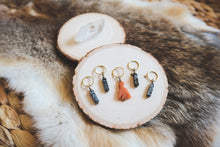 Load image into Gallery viewer, Aventurine Hawk + Snowflake Obsidian // Stitch Marker Set