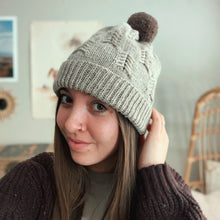 Load image into Gallery viewer, Horse Feather Beanie PDF PATTERN