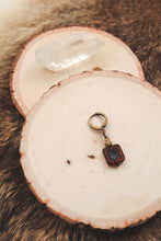 Load image into Gallery viewer, Czech Glass // Removable Stitch Marker-Progress Keeper
